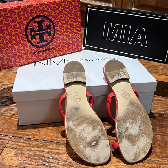 Michael Kors Red single big toe slides - Picture 4 of 7